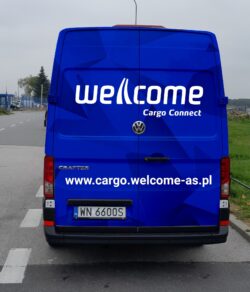 Kompleksowe oklejenie floty samochodowej — Warszawa i cała Polska