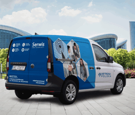 Oklejanie samochodu osobowego logo realizacja SEWTEAM Warszawa